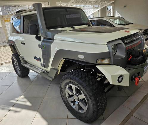 TROLLER T4 3.2 XLT 4X4 20V TURBO INTERCOOLER DIESEL 2P MANUAL